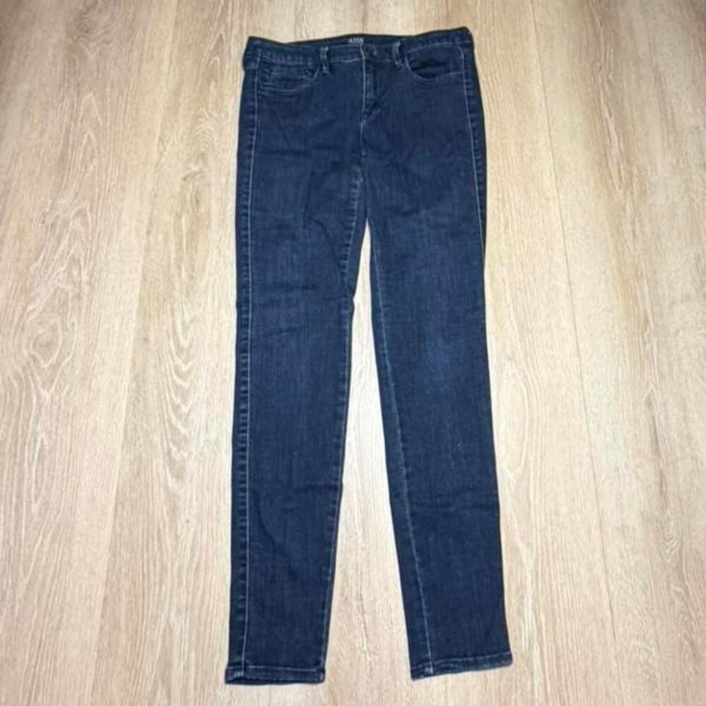 Unbranded Women's Blue and Navy Jeans